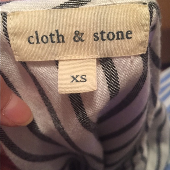 Anthropologie Cloth & Stone Bell Sleeve Blouse - Picture 6 of 6